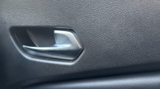 Nissan Juke 1.0 DiG-T 114 N-Connecta 5dr DCT Petrol Hatchback